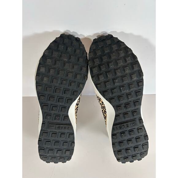 Nike Waffle Debut Leopard Swoosh Sneakers White Tan Platform Womens Size 11 - Picture 6 of 8